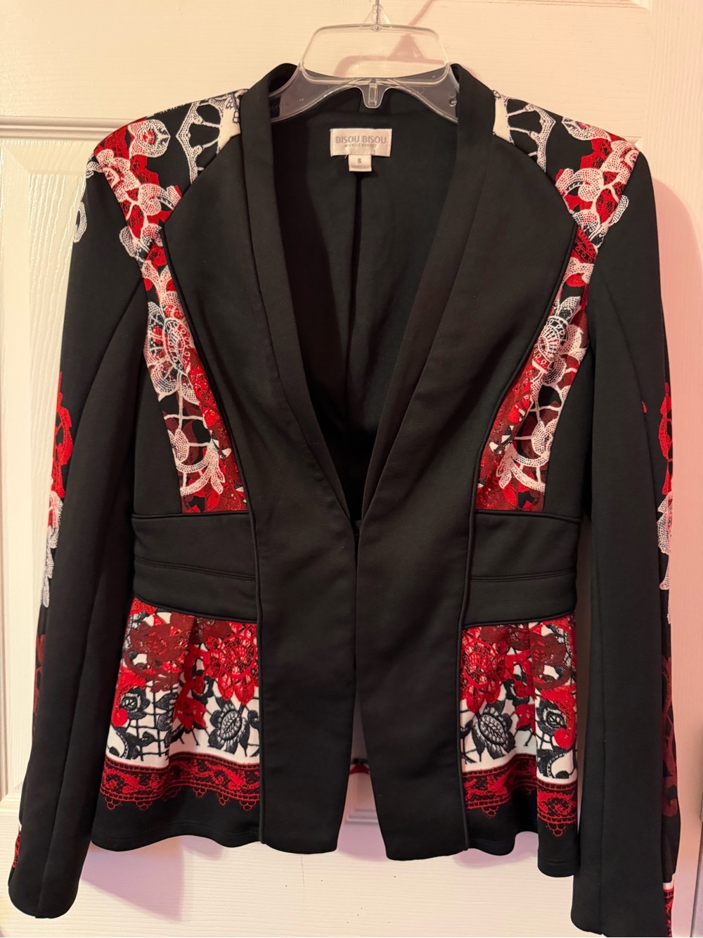 Bisou Bisou Black With Red and White Floral Blazer  Size S
